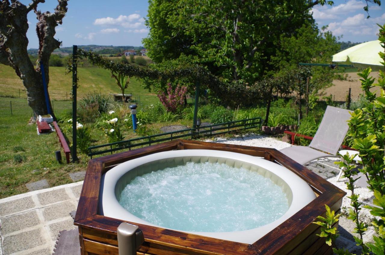 Maison Elizondoa - Chambres, Restaurant Et Spa Masparraute エクステリア 写真